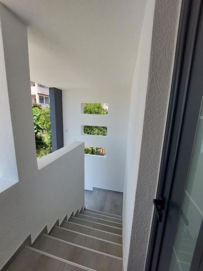 Danin Apartmani Bar Kültér fotó