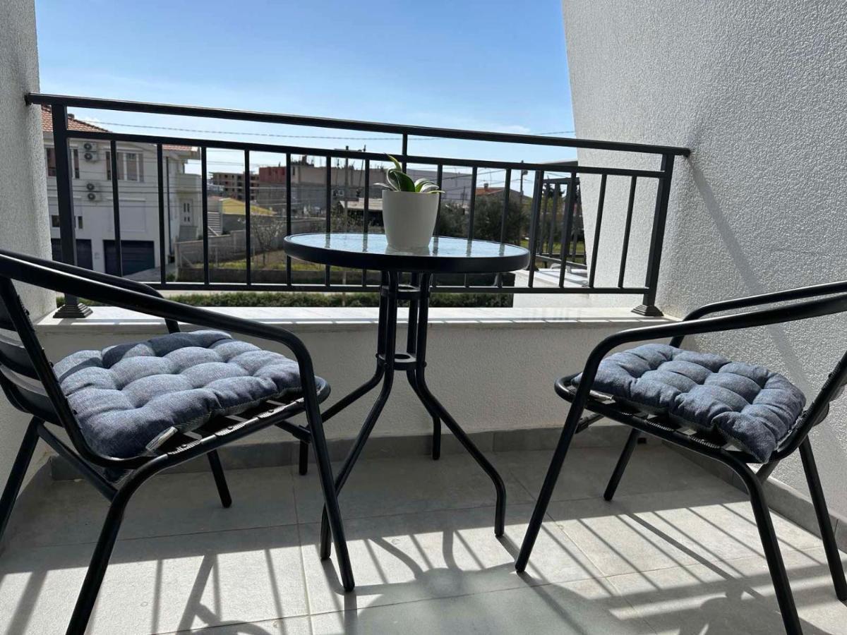 Danin Apartmani Bar Kültér fotó