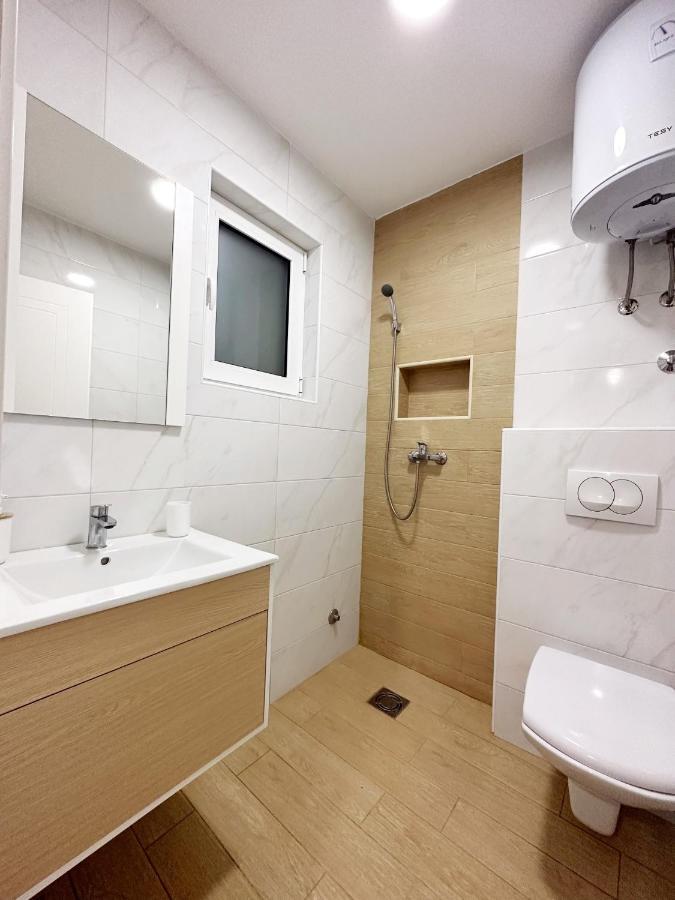Danin Apartmani Bar Kültér fotó